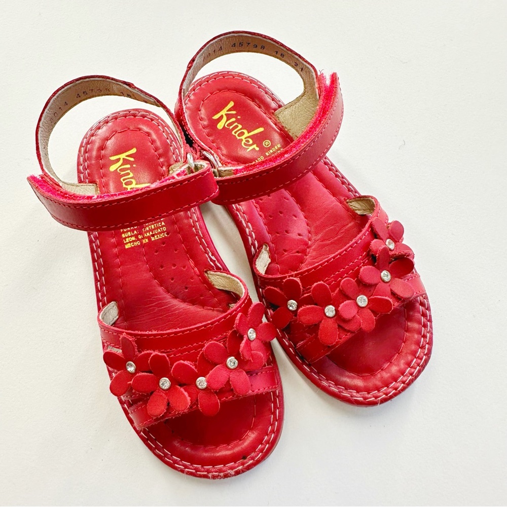 Red Flower Kids Sandals Size 17MX 10US